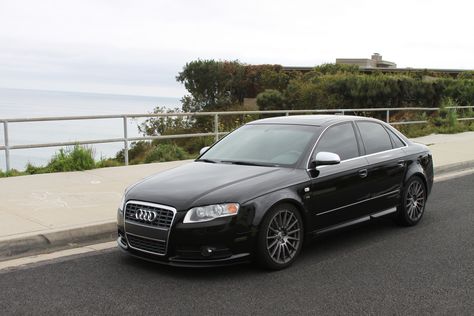 AUDI A4 (B7) S-Line Black /w gunmetal rims Audi A4 B7 S-line, Audi A4 2007, Audi A4 2008, Audi 2017, Audi A4 B7, Black Audi, New Luxury Cars, Audi A6 Quattro, Audi A4 Quattro