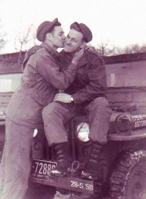 Gay History, Lgbt History, Vintage Couples, Gay Aesthetic, Men Kissing, History Photos, Two Men, Gay Love, Man In Love