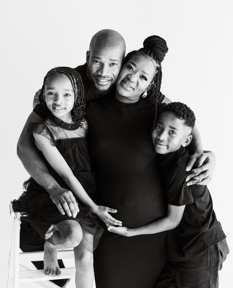 There's something magical about the simplicity and elegance of monochrome. 🖤🤍 July 1, Photo Idea, Family Photo, Maternity Photography, Family Photographer, Family Photos, Photographer, Photography, On Instagram