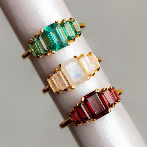 Deco Ring Jewelry 2022, Eclectic Jewelry, Elizabeth Jewelry, Green Topaz, Local Eclectic, Vintage Inspired Rings, Gold Beauty, Topaz Engagement Ring, Outfit Shop