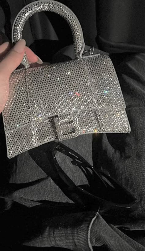 💎balenciaga diamond bag💎 Balenciaga Diamond Bag, Balenciaga Aesthetic Outfit, Balanciaga Bag, Diamond Purse, Diamond Bag, Bags Balenciaga, Dream Bags, Luxury Bags Collection, Popular Handbags