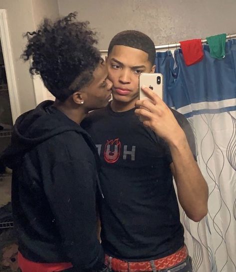 @swaybreezy ❤️🧸 Black Lgbtq Love, Teenage Couples, Almighty Allah, Gay Aesthetic, Lgbt Love, Cute Black Guys, Black Love Couples, Black Couples Goals