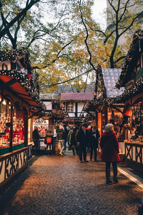 Christmas In Germany, German Christmas Markets, Christmas In Europe, Best Christmas Markets, Mom Wedding Gift, Cologne Germany, German Christmas, Christmas Markets, Celebrate Christmas