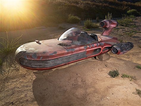 Luke Skywalker's LandSpeeder Landspeeder Star Wars, Star Wars Landspeeder, Colin Furze, Samuel Eto'o, Space Video, Star Wars Cards, Speeder Bike, Wolf Character, Drift Trike