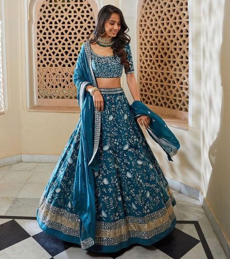 We Predict These 3 Colours For 2021 Winter Weddings Trending Lehenga Designs, Fancy Lehenga, Sangeet Outfit, Lehenga Saree Design, Simple Lehenga, Wedding Lehenga Designs, Lehenga Designs Simple, Teal Velvet, Traditional Indian Dress