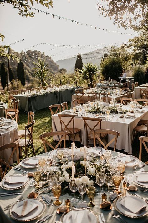 Chloe and Joe | Rustic, Elegant and Romantic Destination Wedding in Mallorca Tuscany Wedding Round Tables, Earth Tone Wedding Table Decor, Outdoor Wedding Round Table Settings, Round Table Wedding Decor Boho, Toscana Wedding Decor, Tuscany Wedding Decor, Round Wedding Tables, Festival Bride, Wedding Spain