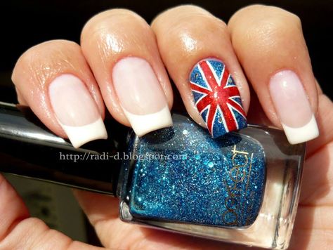 French Nails Union Jack Accent ⚑ Union Jack Nails, Jack Nails, Nails French Tip, Wow Nails, England Flag, London Nails, Nails French, Kawaii Nails, London Calling