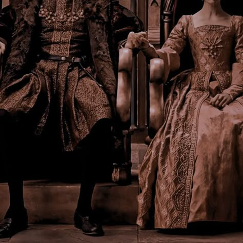 Spanish Royalty Aesthetic, Medina Core, Tudors Aesthetic, Tudor Aesthetic, Reign Aesthetic, Laena Velaryon, Lucerys Velaryon, Era Victoria, Royalty Core