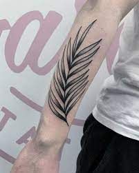 Palm Tree Leaf Tattoo, Tree Leaf Tattoo, Palm Leaf Tattoo, Palm Tree Leaf, Leaf Tattoo, Tree Species, Palm Tree Leaves, Makeup Tattoos, Nail Tattoo