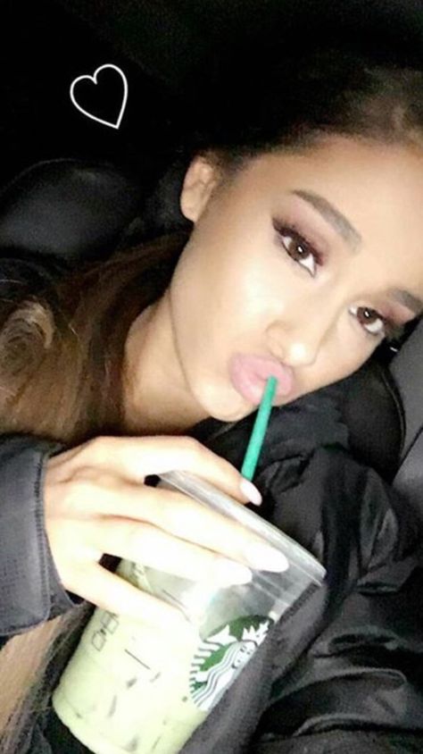 Ariana Grande 2016, Ariana Grande Selfie, Snapchat Video, Ariana Grande Cute, Maggie Lindemann, Ariana Grande Photos, Ariana Grande Pictures, Ariana G, Sweet Soul