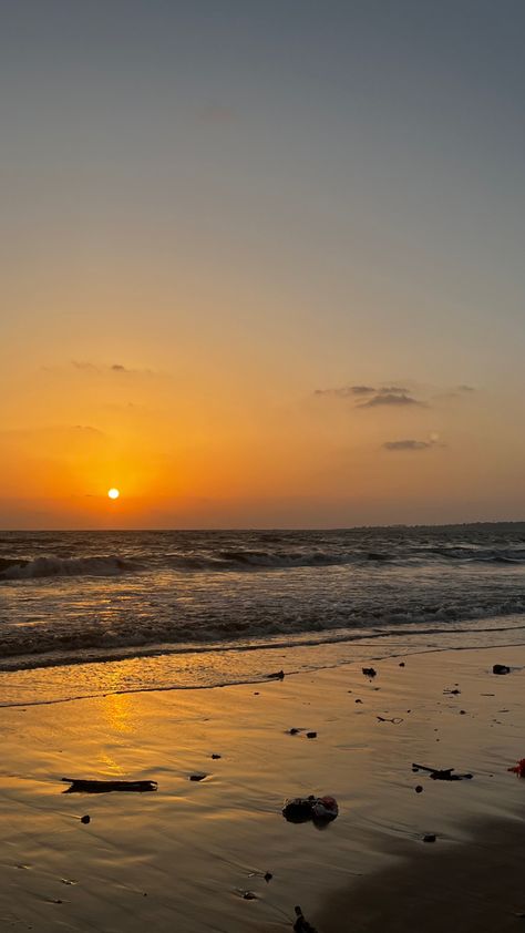 Digha Sea Beach Photography, Dumas Beach, Sunsets Beach, Nature Photography Quotes, Cracked Wallpaper, Beer Photos, Boy Blurred Pic, Kanyakumari, Travel Picture Ideas