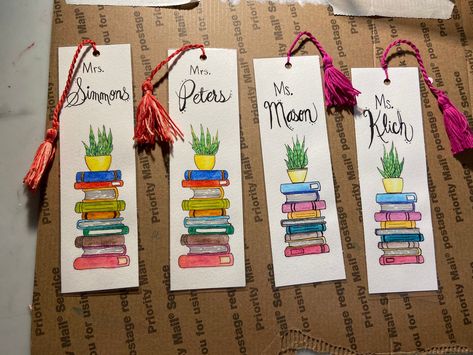 Teachers Day Bookmarks Handmade, Name Bookmarks, Teacher Bookmark, Bookmark Watercolor, Doodle Paint, Creative Bookmarks, Watercolor Books, Colour Painting, Watercolor Bookmarks