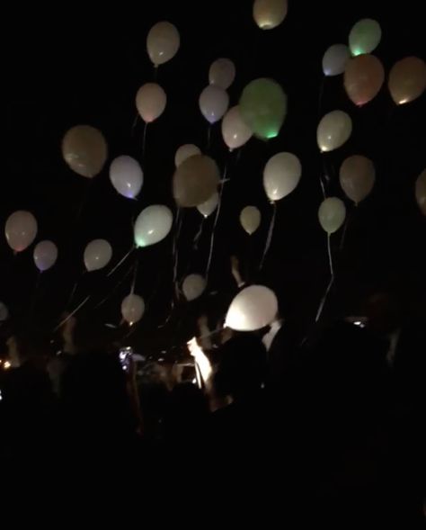 Release glow in the dark balloons Releasing Balloons In Memory, Balloon Release Memorial Ideas, Balloon Release Memorial, Glow In The Dark Balloons, Baby Ballons, Balloon Aesthetic, Memorial Service Decorations, Balloon Release, Formal Ideas