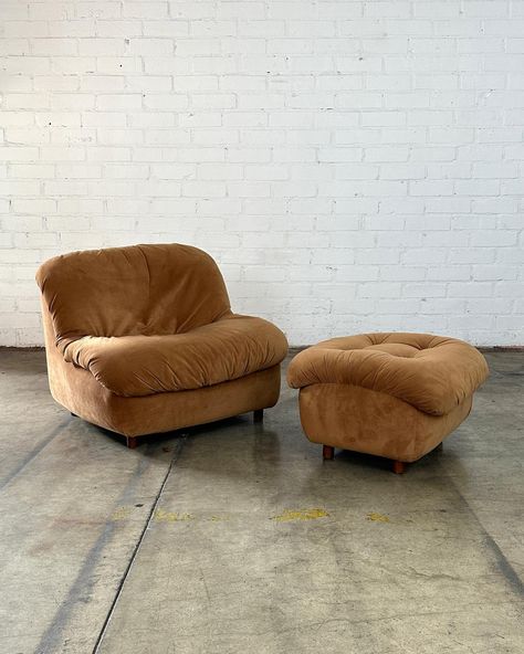 SOLD Vintage Scoop Lounge Chair and Ottoman- sold per set Price: 1050 Dimenions: W31 D39 H26 SW31 SD18 SH14 Mid Century Vintage Furniture, Vintage Mid Century Furniture, Lounge Chair And Ottoman, Mid Century Vintage, Lounge Chairs, Reupholster, One Set, Chair And Ottoman, Vintage Furniture