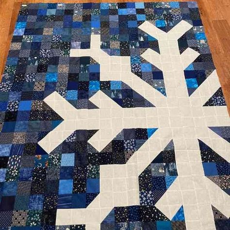 Snowflake Quilt: The Journey — Sew The Distance Free Snowflake Quilt Pattern, Snowflake Quilt Pattern Free, Winter Quilt Patterns Free, Snowflake Quilt Blocks Free Pattern, Winter Quilt Patterns, Snowflake Quilt Pattern, Snowflake Quilts, Winter Quilts Patterns, Quilting Business