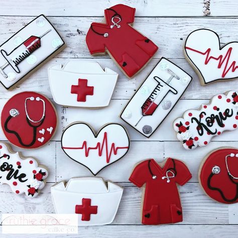 Nurse Cookie Ideas, Syringe Cookies Decorated, Syringe Cookies, Nursing Graduation Cookies, Nurse Cookies Decorated, Nursing Cookies, Medical Cake, Medical Cookies, Nurse Cookies