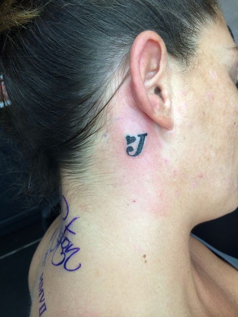 Letter j behind ear tattoo Letter Ear Tattoo, J Tattoo Behind Ear, J Behind Ear Tattoo, Letter Behind Ear Tattoo, Initial Tattoo Behind Ear, J Initial Tattoo, Letter J Tattoo, Font Tato, J Tattoo