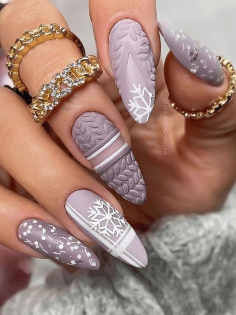 Winter Sweater Nails, Gold Gel Nails, Nyc Nails, Thanksgiving Nail Art, Super Cute Nails, Sweater Nails, Nail Art Designs Summer, Simple Gel Nails, Nail Candy