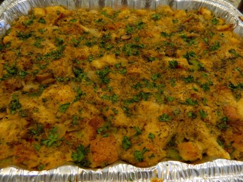 This non-traditional dressing will make you a hit not just at Thanksgiving, but any time of the year! Boudin Dressing Recipe, Boudin Stuffing Recipe, Traditional Dressing, Stuffing Recipes, Yummy Yummy, Dressing Recipe, Meat Dishes, Christmas Dinner, Thanksgiving Christmas