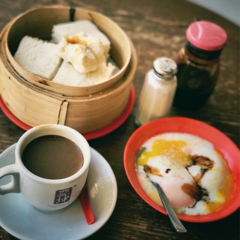 Singaporean Breakfast, Kaya Toast, Soft Boiled Egg, Breakfast Cafe, Chinese New Year Greeting, Soft Boiled Eggs, Boiled Egg, White Bread, Morning Wishes