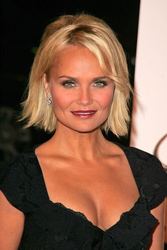 Sally Brown, Kristin Chenoweth, Short Bob, Tony Awards, American Actress, New Hair, Short Hair Styles, Hair Cuts, Actresses