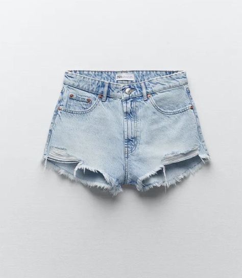 Summer Clothing Pieces, Cute Preppy Tops, Preppy Jean Shorts Outfit, Jean Shorts Preppy, Preppy Bottoms, Preppy Summer Clothes, Garage Clothes, Shorts Preppy, Popular Clothes