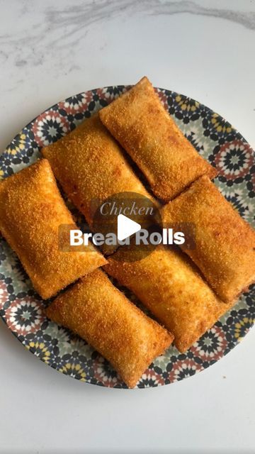 Kausar Raja on Instagram: "Ramadan recipes: Chicken & Sweetcorn Breadrolls

So many names for this and it’s such a popular Ramadan item. I wanted to address people who shame others for having fried food in Ramadan - my comments section on nearly every fried recipe I post in Ramadan has oil-police presence. If you don’t like fried foods, that’s your personal preference and that’s fine too - don’t shame others and let them enjoy what they like! My page has many recipes and is by no means a food diary for my personal diet - I’m teaching others how to cook, I believe everything in moderation is okay - so live and let live.

Recipe (makes 20-25)
- 500g chicken breast
- 2 tbsp oil
- 1 onion
- 3 cloves garlic
- 1 tsp paprika
- 1 tsp salt
- 1 tsp black pepper
- 1 tsp oregano
- 1 tsp ground cumin
- Food Page Names For Instagram, Hot Pocket Recipes, Cheese Bread Rolls, Salty Food, Torta Recipe, Fried Foods, Veg Dishes, Chaat Recipe, Hot Pockets