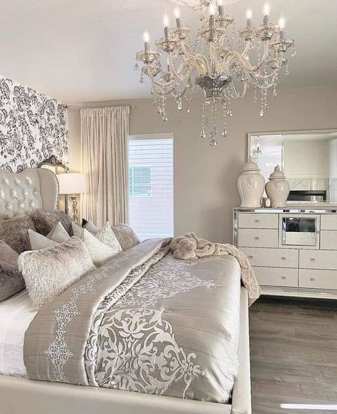 Neutral Bedroom Ideas, Modern White Bedroom, Best Bedroom Colors, Glamorous Interiors, Wood Bedroom Sets, Luxurious Bedding, King Bedding, Luxury Room Bedroom, Bedroom Wall Colors