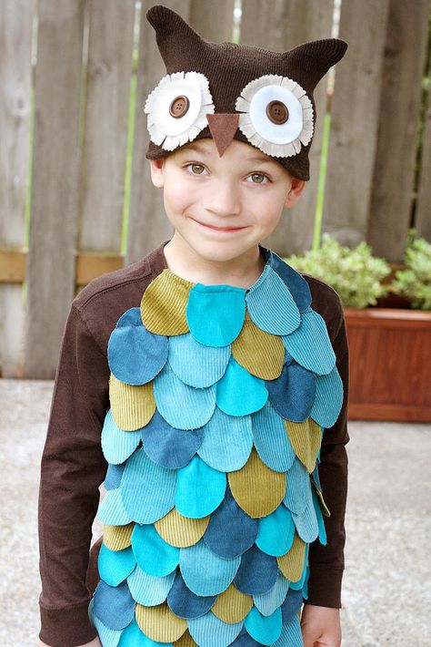 25+ Simple Do-it-Yourself Halloween Costume Ideas - simple as that Easy Homemade Halloween Costumes, Halloween Costumes Kids Homemade, Owl Costume, Baby Kostüm, Bird Costume, Homemade Halloween Costumes, Diy Halloween Costumes Easy, Animal Costumes, Homemade Costumes