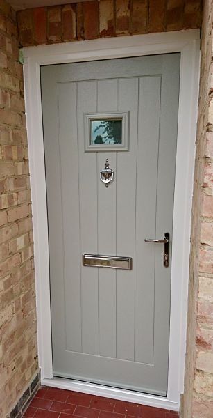 Cottage Front Door, Grey Front Door, Cottage Doors, Doors With Windows, Front Door Colours, Front Doors Uk, Grey Front Doors, Victorian Front Doors, Front Porch Door