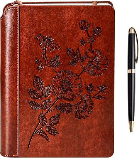 Lined journal with 192 pages and writing pen is the perfect gift. Brown Leather Journal, Flower Journal, Flower Notebook, Cool Gifts For Teens, Leather Journal Notebook, Unique Pens, Diary Gift, Luxury Pens, Gift Box Birthday