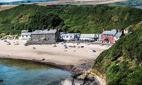 Britain at its best: Exploring the Llyn Peninsula in North Wales | Daily Mail Online Wales Travel, Visit Wales, Norfolk Coast, Harbour Town, Walking Routes, Land's End, Cornwall England, Yorkshire England, Travel Outdoors