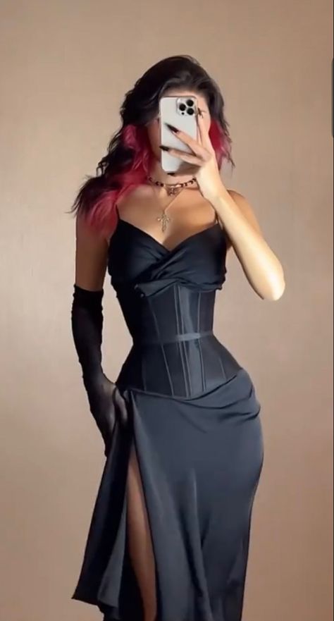 #grunge #classylady #classyoutfitsforwomen #mafia #blackdressesforwomen #dresses #tiktok Mafia Women Aesthetic, Black Dress With Corset, Spy Dress, Mafia Dress, Mafia Party, Mafia Style, Boss Dress, Boss Outfit, Elegant Outfit Classy