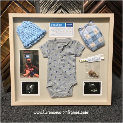 Baby Boy Keepsake Ideas, Baby Frame Ideas, Framed Baby Clothes, Baby Boy Shadow Box Ideas, Newborn Frame Ideas, Baby Shadow Box Boy, Newborn Shadow Box Ideas, Newborn Memories, Shadow Box Baby Boy