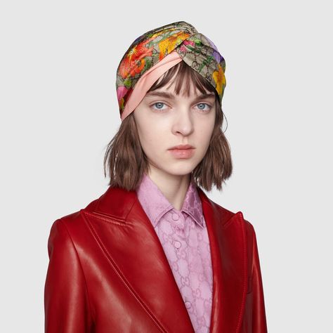 Shop the GG Flora print silk headband in beige at GUCCI.COM. Enjoy Free Shipping and Complimentary Gift Wrapping. Cross Headband, Designer Headbands, Flora Print, Headband Women, Gucci Gifts, Silk Headband, Headband Styles, Elastic Hair Bands, Elastic Headbands