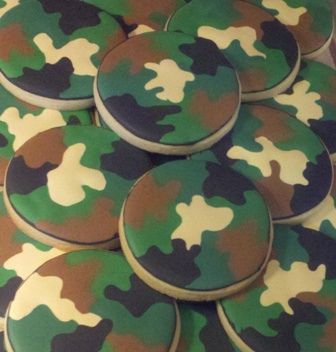 Gaming Cookies, Camo Cookies, Deer Cookies, Camouflage Cupcakes, Camo Cakes, Camo Birthday Party, Fall Decorated Cookies, Army Cake, Military Cake