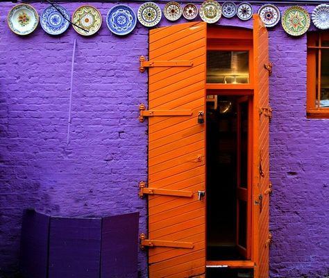 purple and orange Orange Door, Neals Yard, Door Inspiration, Beautiful Doors, Door Color, Colour Schemes, Color Pallets, Color Theory, Orange And Purple