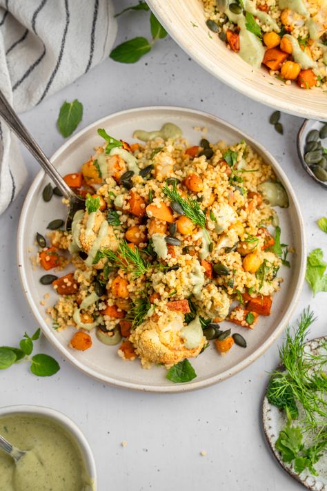 Cauliflower Sweet Potato Couscous Salad - PlantYou Sweet Potato Couscous, Sweet Potato Cauliflower, Cauliflower Sweet Potato, Veggies Snacks, Veg Pasta, Salads Lunch, Grain Salads, Mediterranean Recipes Healthy, Meal Prep Lunches