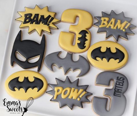 Batman Party Foods, Batman Theme Party, Batman Cookies, Batman Party Decorations, Batman Themed Birthday Party, Batman Cupcakes, 3rd Birthday Party For Boy, Batman Birthday Cakes, Superhero Cookies