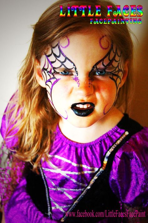 Cute face painting idea for Halloween costume. Description from pinterest.com. I searched for this on bing.com/images Girls Witch Face Paint, Kids Witch Makeup, Witch Face Paint, Face Painting Halloween Kids, Halloween Makeup For Kids, Make Up Diy, Halloweenský Makeup, Purple Witch, Halloween Purple