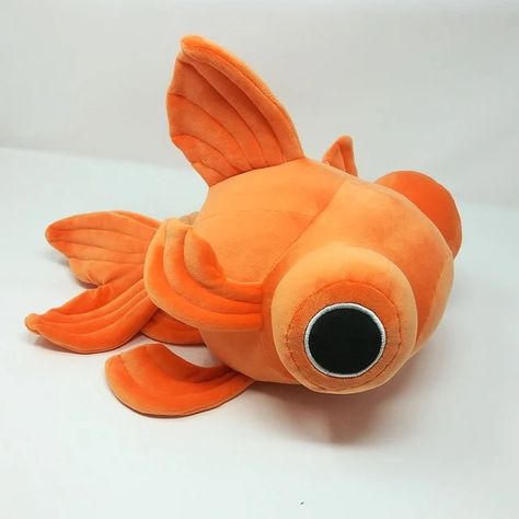 Goldfiadari - Etsy Goldfish Plush, Fish Plushies, Crochet Goldfish, Silly Fish, Fish Plush, Creative Snacks, Creative Crochet, Plushie Patterns, Kawaii Plush