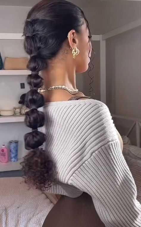 Hair Curly Hairstyles, Mixed Curly Hair, Cute Curly Hairstyles, Hairstyles Volleyball, Curly Hair Styles Easy, Hairdos For Curly Hair, Hair Stylies, Work Hairstyles, Curly Hair Inspiration