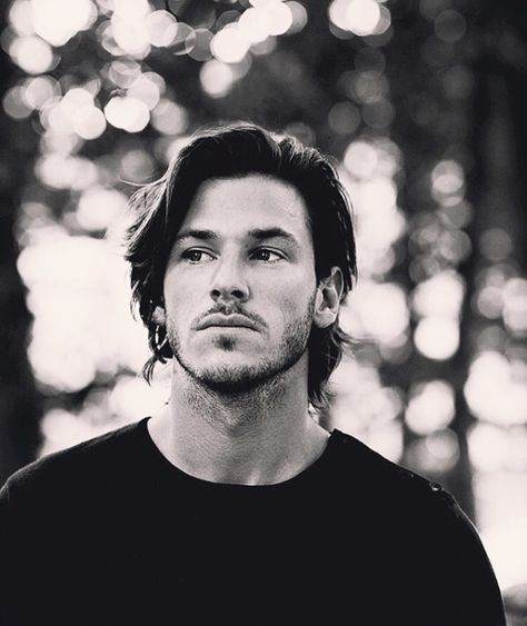 16.9k Likes, 529 Comments - Gaspard Ulliel (@gaspard_ulliel) on Instagram: “#french#model#actor#gaspard#ulliel#forever#gaspardulliel#gaspardullielfans” Guys Haircuts, Styles For Medium Length Hair, Haircut Boys, Gaspard Ulliel, Fresh Haircut, Medium Length Hair Men, French Cinema, Trendy Haircuts, Medium Length Hair