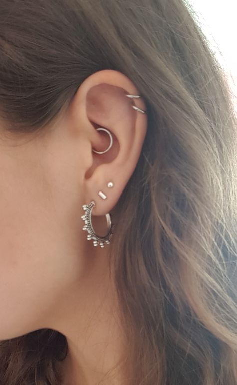 Helix And Daith Piercing Together, Ear Piercing Styling Silver, Helix And Daith Piercing, Daith Piercing Hoop, Double Helix And Daith Piercing, Daith And Double Helix Piercing, Styled Ear Piercings Silver, Silver Ear Piercing Ideas, Ear Piercing Daith