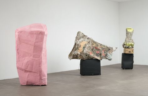 Felix Gonzalez Torres, Franz West, 3d Wall Sculpture, Plaster Paint, Art Terms, Mixed Media Sculpture, Public Sculpture, Modern And Contemporary Art, Artistic Installation