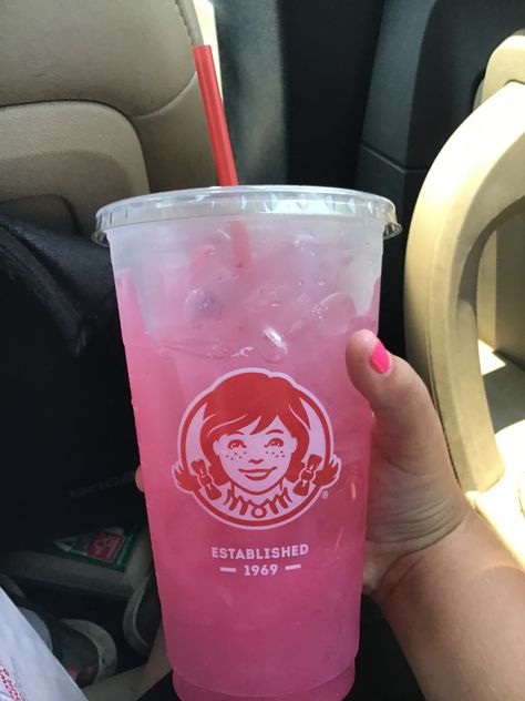 Wendy's Aesthetic Food, State Fair Strawberry Lemonade, Wendy’s Strawberry Lemonade, Wendy Fast Food, Wendy From Wendys, Strawberry Lemonade, Starbucks Drinks, Lemonade, Shot Glass