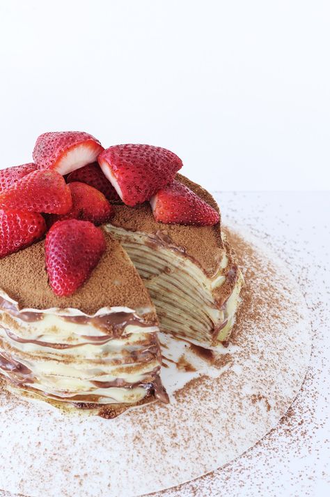 Nutella Custard Crepe Cake (Mille crepes) 7 Crepe Cake Nutella, Peanut Butter Pancake Recipe, Mille Crepes, Crepe Cake Recipe, Pancake Cake, Nutella Crepes, Fig Cake, Nutella Desserts, Mille Crepe