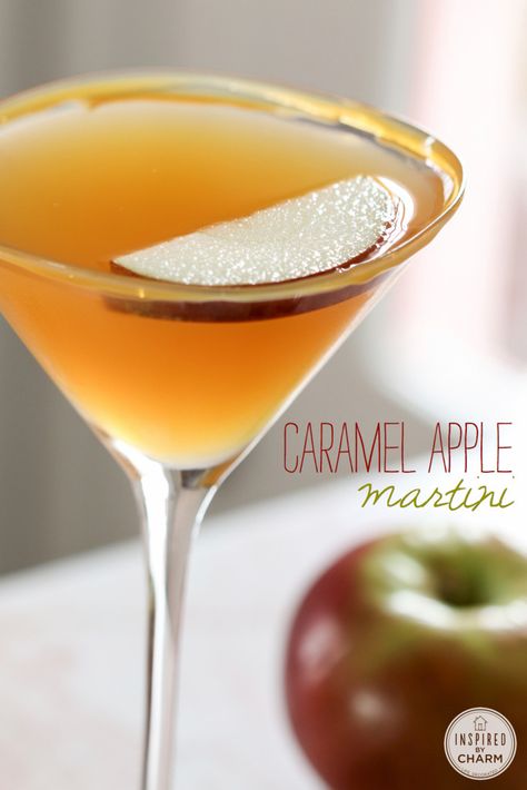 The Millionairess of Pennsylvania.  Thanksgiving bounty/karen cox...Caramel Apple Martini - only 3 ingredients for an epically delicious fall-inspired cocktail! #HSFriendsgiving Mama Medicine, Bartending Drinks, Apple Cider Martini, Cider Martini, Cider Caramel, Caramel Apple Martini, Fall Beverages, Cocktail Fruit, Caramel Vodka