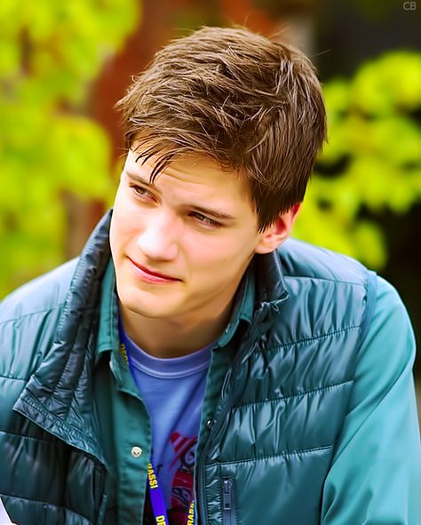 Justin Kelly from Degrassi <3 John Reardon, Justin Kelly, Interesting People, How To Look Better, Actors, Writing