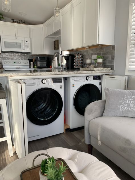 Small Washer And Dryer Tiny Houses, Tiny Home Washer And Dryer Ideas, Tiny House Bathroom With Washer Dryer, Washer And Dryer In Tiny House, Small Space Washer Dryer Ideas, Apartment With Washer And Dryer, Tiny House With Washer And Dryer, Washer Dryer In Kitchen Small Houses, Washer And Dryer In The Kitchen